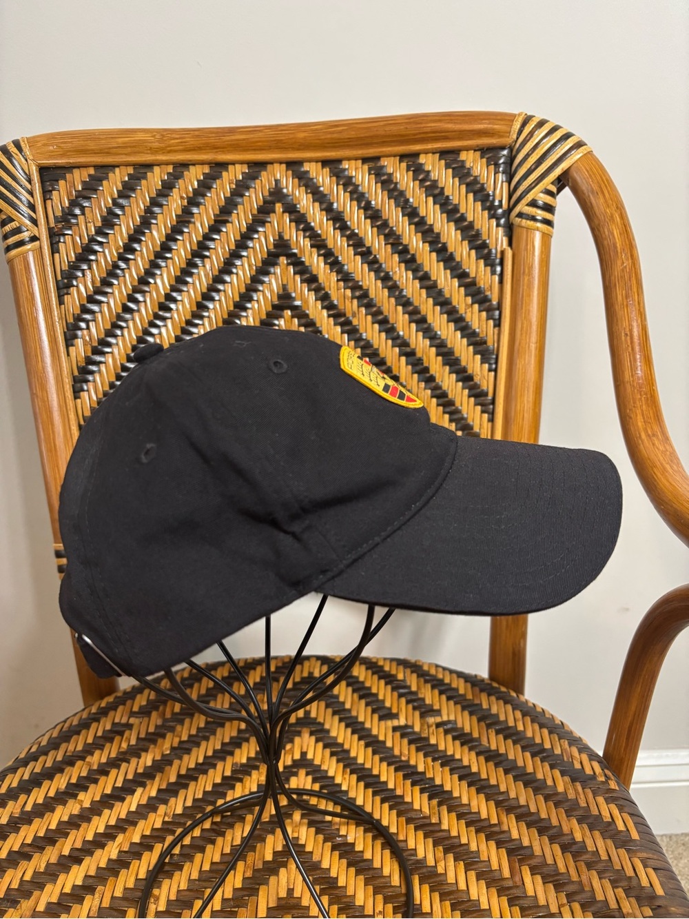 Porsche Design Drivers Selection Hat Black Adjustable - Picture 4 of 6